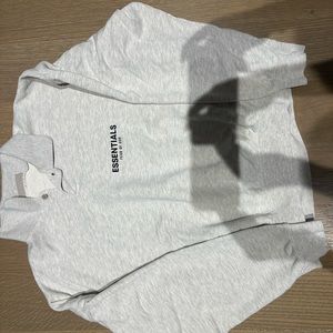 Essentials crew neck worn great condition size small